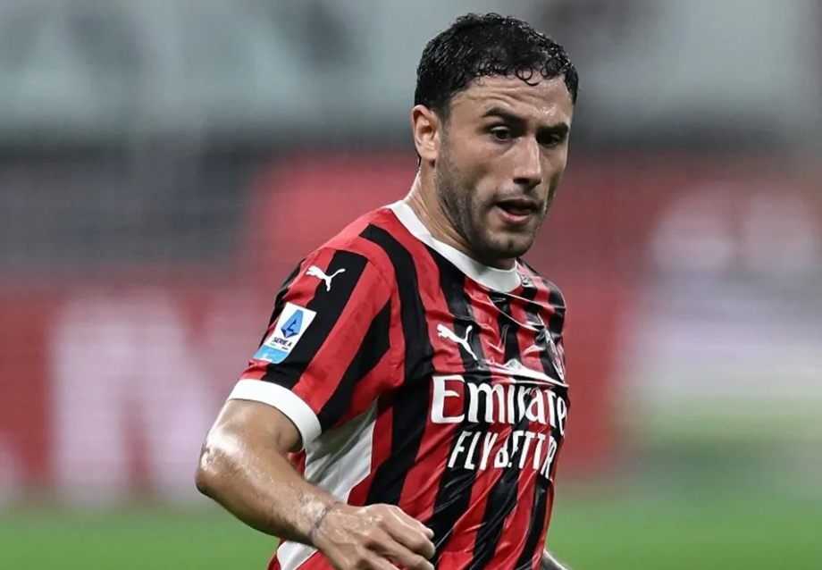 AC米兰发布备战花絮；赛前防线松动；国王杯任务艰巨；阵容厚度经受考验(ac米兰冬季转会)